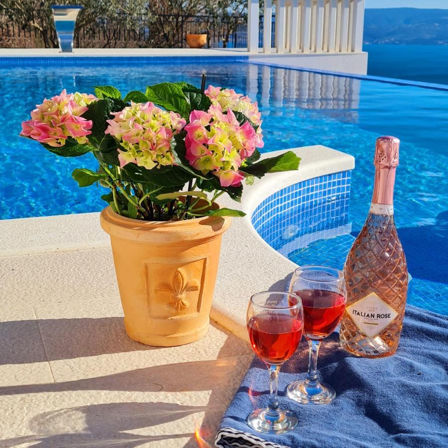 Sea View Luxury Apart Hotel Villa Conte With Swiming Pool And Romantic Spa Podstrana Buitenkant foto