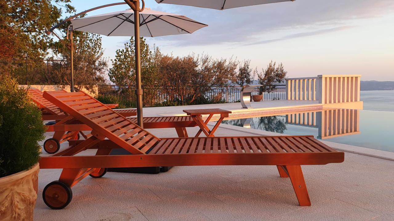 Sea View Luxury Apart Hotel Villa Conte With Swiming Pool And Romantic Spa Podstrana Buitenkant foto