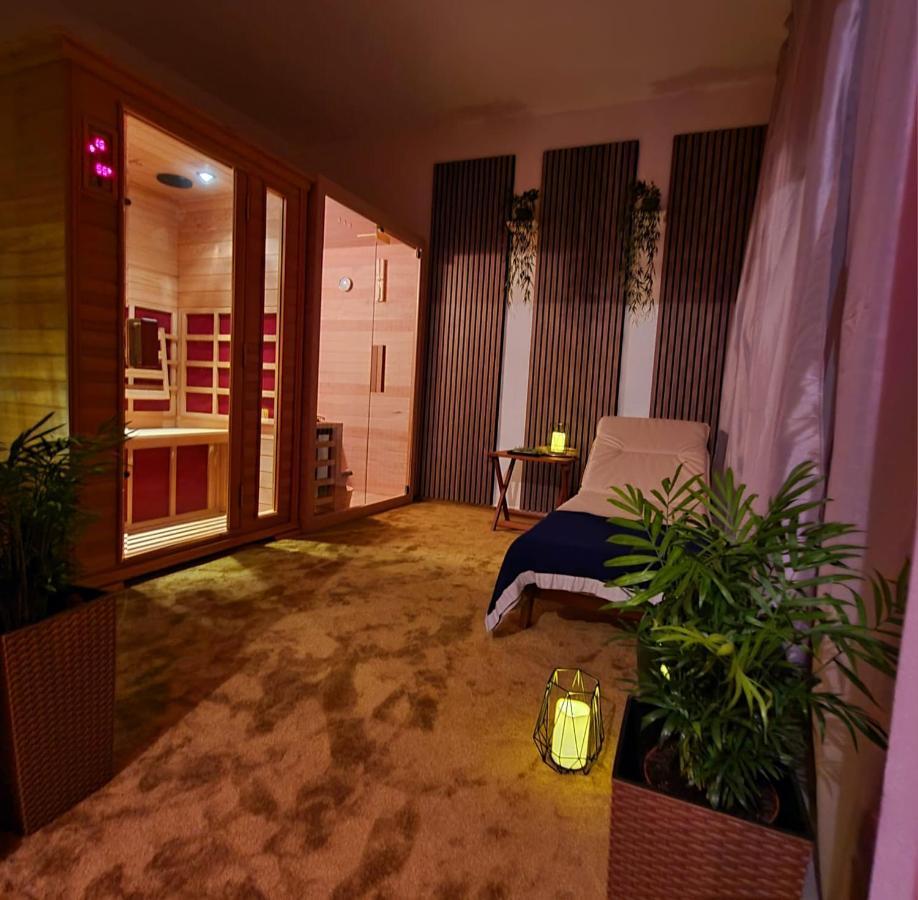 Sea View Luxury Apart Hotel Villa Conte With Swiming Pool And Romantic Spa Podstrana Buitenkant foto