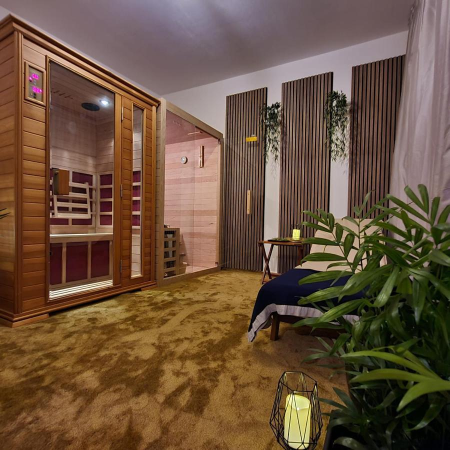 Sea View Luxury Apart Hotel Villa Conte With Swiming Pool And Romantic Spa Podstrana Buitenkant foto