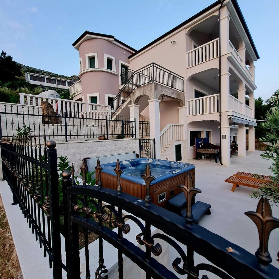 Sea View Luxury Apart Hotel Villa Conte With Swiming Pool And Romantic Spa Podstrana Buitenkant foto