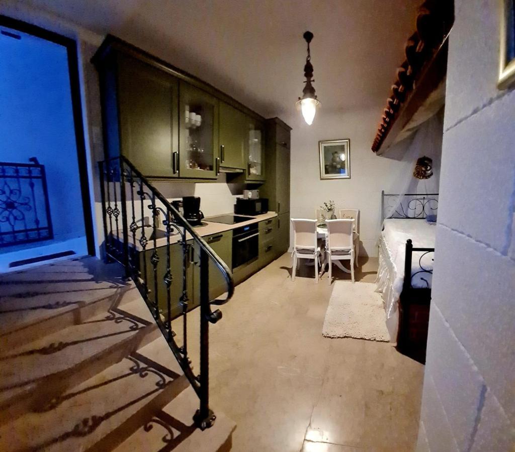 Sea View Luxury Apart Hotel Villa Conte With Swiming Pool And Romantic Spa Podstrana Buitenkant foto