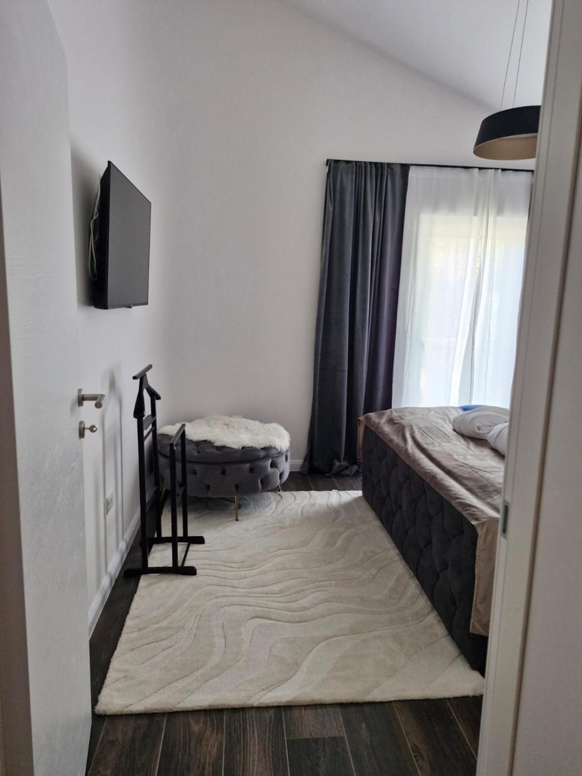 Sea View Luxury Apart Hotel Villa Conte With Swiming Pool And Romantic Spa Podstrana Buitenkant foto